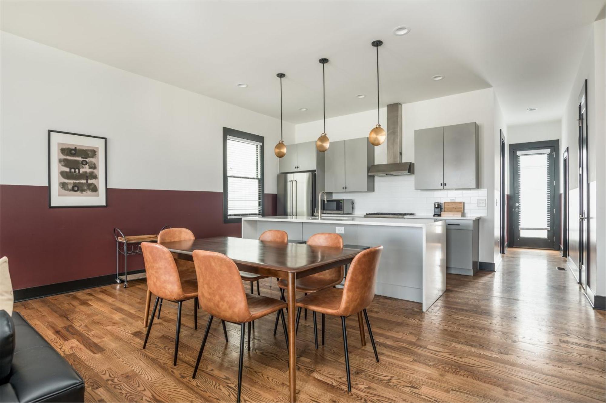 Kitty Faith Barbara By Avantstay 3 Unit Buyout W 12br In Heart Of Holiday home Nashville